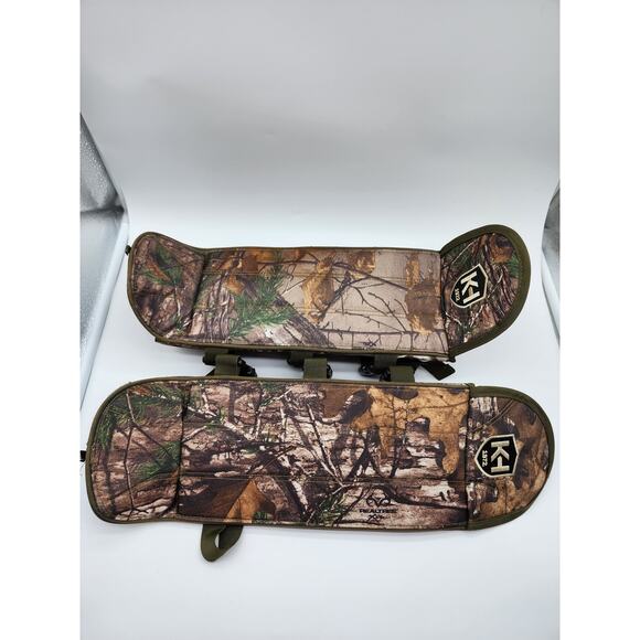 Knight & Hale Snake Gaiters W/ Adjustable Straps and Buckles Realtree Camo - Picture 1 of 6
